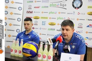 CzarniTV: Konferencja prasowa przed ćwierćfinałowym meczem z Aluron Virtu Wartą Zawiercie
