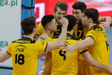 Sobota z PlusLigą: PGE Skra Bełchatów - AZS Politechnika Warszawska 3:0