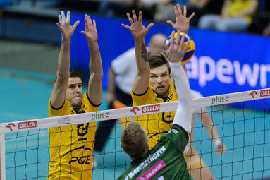 Sobota z PlusLigą: AZS Częstochowa - PGE Skra Bełchatów 2:3