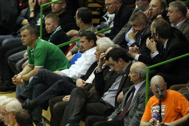 Kupując karnet wspierasz Klub