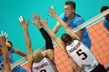 Zenit zwycięża z trudem