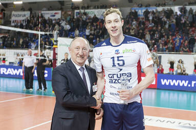 Krótka piłka do… Sama Deroo