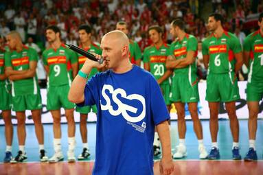 Raper a hymn Memoriału Wagnera