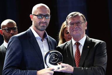 Siergiej Tietiuchin chorążym reprezentacji Rosji