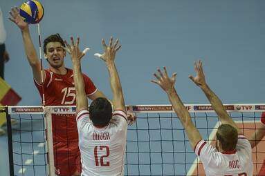 Leo Andrić nowym atakującym Effectora