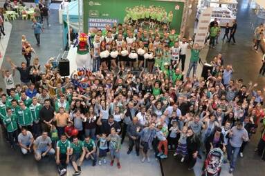 Siatkarze Indykpolu zaprezentowali się w Galerii Warmińskiej