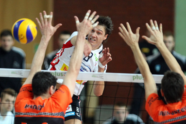 Delecta po raz trzeci przegrywa z AZS Politechniką