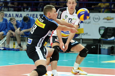Dawid Murek show! AZS pokonuje Politechnikę 3-1