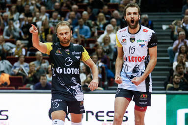 Wyjazd LOTOSU na trudny teren