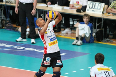 AZS Politechnika Warszawska - Pamapol Wielton Wieluń