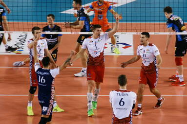 Środa z PlusLigą: Łuczniczka Bydgoszcz - Cerrad Czarni Radom 2:3