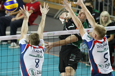 ZAKSA pewnie wygrywa w Kielcach