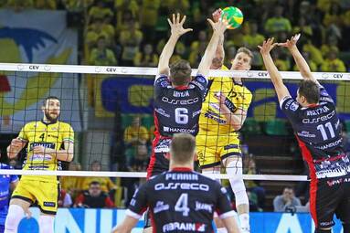 Liga Mistrzów: Azimut Modena - Asseco Resovia Rzeszów 3:1