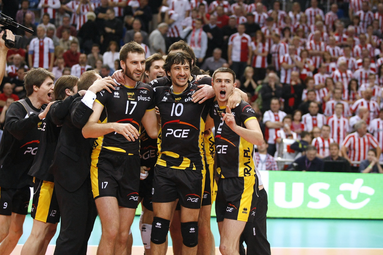 PGE Skra wspiera Fundację Herosi