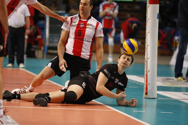 Rozstrzelani zagrywką