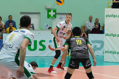 Poniedziałek z PlusLigą: Aluron Virtu Warta Zawiercie - Cerrad Czarni Radom 2:3