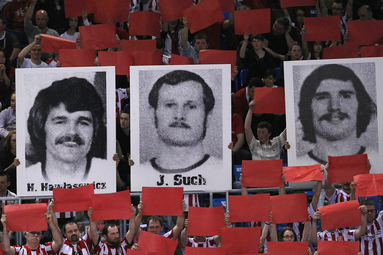 Memoriałowe zmagania przy pełnych trybunach