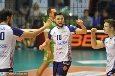 Z południa na północ tabeli