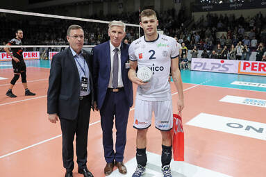 Bartosz Kwolek zostaje w Warszawie!