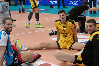 Przed KMŚ - siatkarze PGE Skry Bełchatów wyjechali do Łodzi