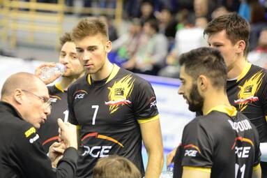 Liga Mistrzów: Lokomotiw Nowosybirsk – PGE Skra Bełchatów 3:0
