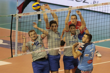 Miłosz Zniszczoł siatkarzem Delecty