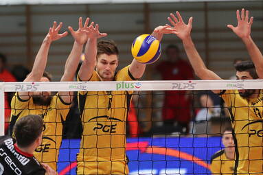 Puchar Polski 1/4 finału:  PGE Skra Bełchatów - Asseco Resovia Rzeszów 3-0