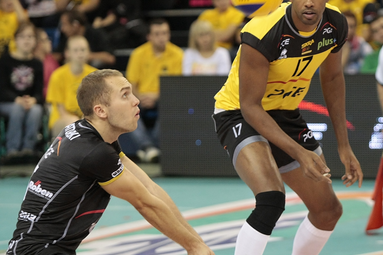 Paweł Zatorski zostaje w Skrze