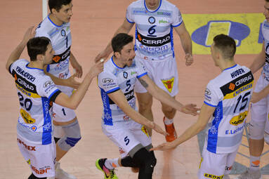 Rozpędzeni Wojskowi podejmą mistrza Polski - ZAKSĘ Kędzierzyn-Koźle!