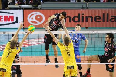 Liga Mistrzów: Cucine Lube Civitanova - PGE Skra Bełchatów 3:0