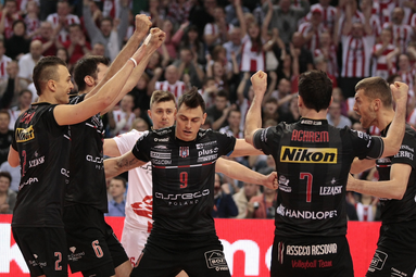 Rodzinny puchar z gwiazdami