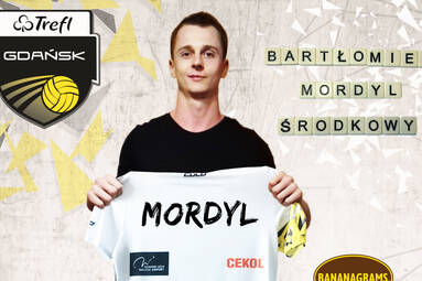 Piotr Nowakowski na dłużej w Gdańsku. Formację środkowych uzupełnia Bartłomiej Mordyl