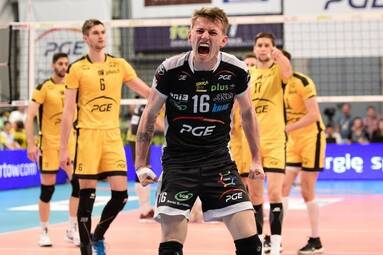 Kacper Piechocki przedłużył kontrakt z PGE Skrą