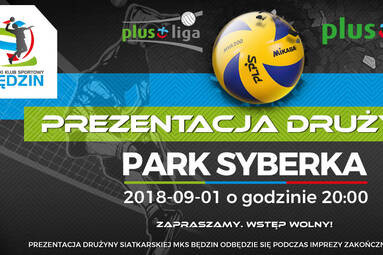 Z parkietu na scenę