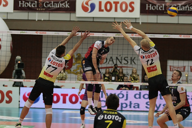 ZAKSA - LOTOS Trefl 3:0