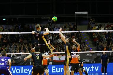 Liga Mistrzów: Berlin Recycling Volleys - PGE Skra Bełchatów 0:3