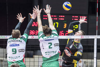 Sobota z PlusLigą: Indykpol AZS Olsztyn - PGE Skra Bełchatów 3:1