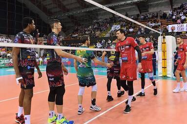 LM: znamy trzech półfinalistów