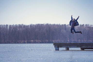 Sportowcy inwestują w nieruchomości nad jeziorami