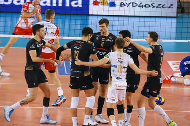 Tylko dwie drużyny nadal niepokonane