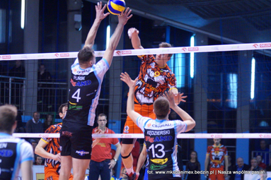 Waleczny MKS Banimex pokonał Cerrad Czarnych