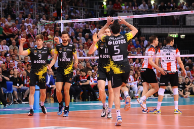 Niesamowity sezon Lotosu Trefla