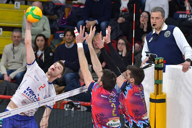 Środa z CEV Ligą Mistrzów: Sir Sicoma Monini Perugia - VERVA Warszawa ORLEN Paliwa 3:1