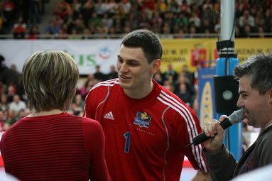 Mistrz wbijania gwoździ