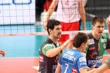 Benjamin Hardy: problemy z flotem