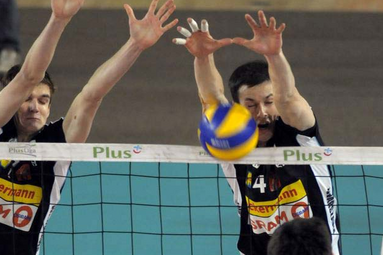 AZS UWM - Neckermann 0:3