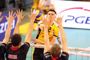 Zaczęło się sensacyjnie