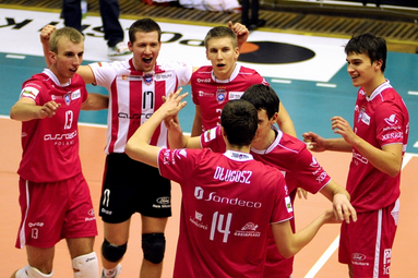 Teraz uroczyste dekoracje