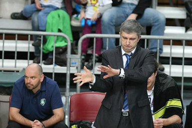 Zaplecze wygrało 4:0