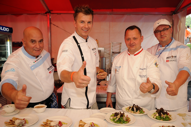 Zjedzą tonę pomidorów